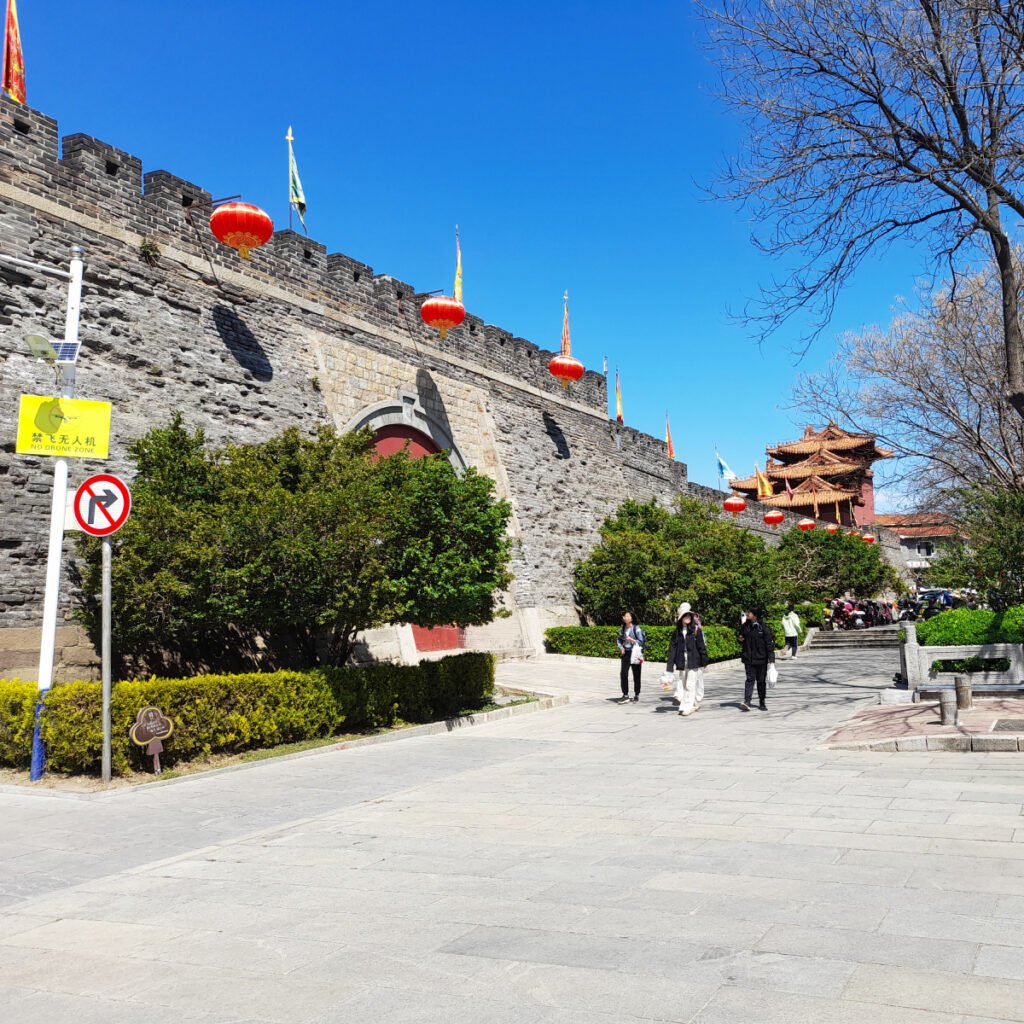 Dai Temple (Daimiao Temple) in Tai'an, Shandong Province (China Travel)