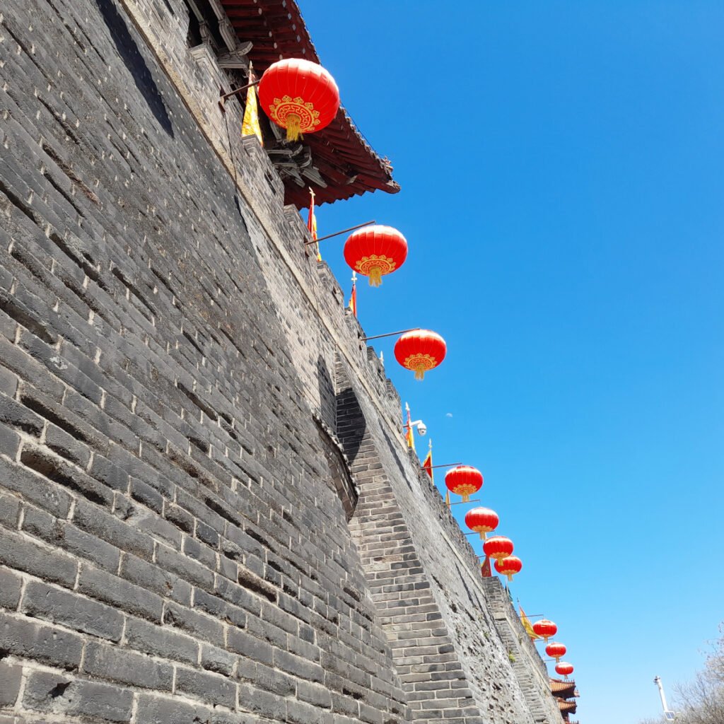 Dai Temple (Daimiao Temple) in Tai'an, Shandong Province (China Travel)