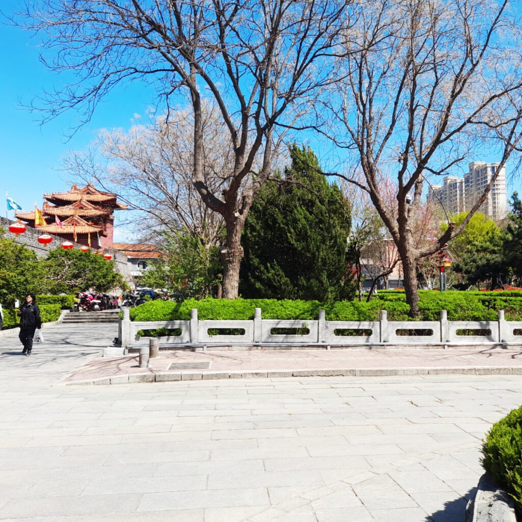 Dai Temple (Daimiao Temple) in Tai'an, Shandong Province (China Travel)