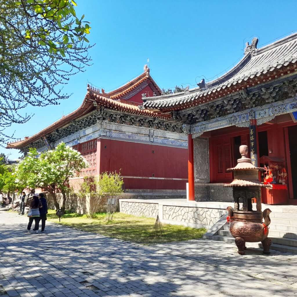 Dai Temple (Daimiao Temple) in Tai'an, Shandong Province (China Travel)