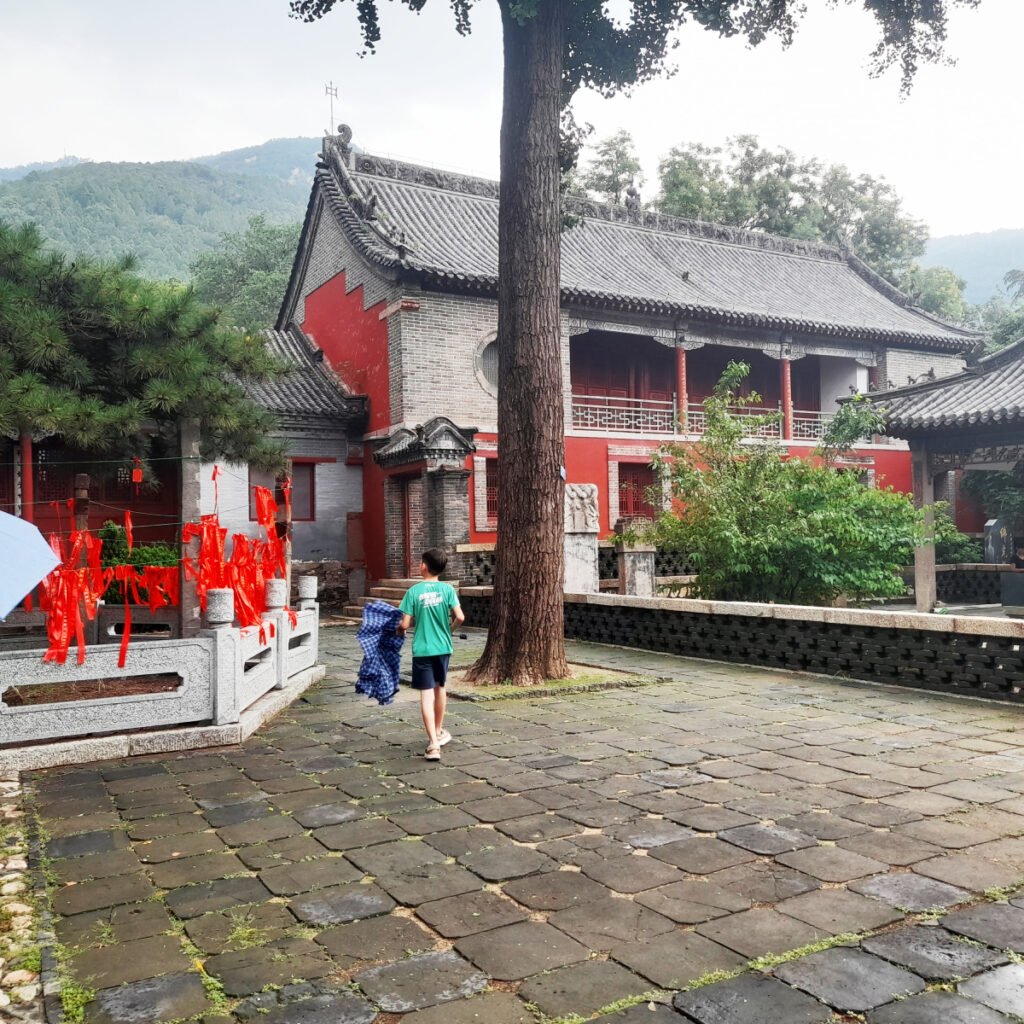 Puzhao Temple, A Buddhist Temple In Tai'an (China Travel)