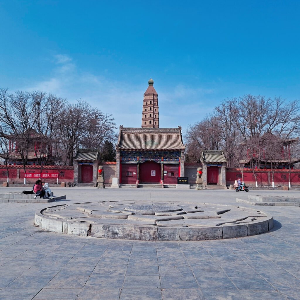 Yinchuan: Haibao Park and Pagoda (China Travel)