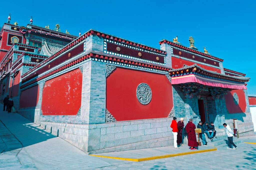 Kumbum Monastery, Qinghai Province (China Travel)